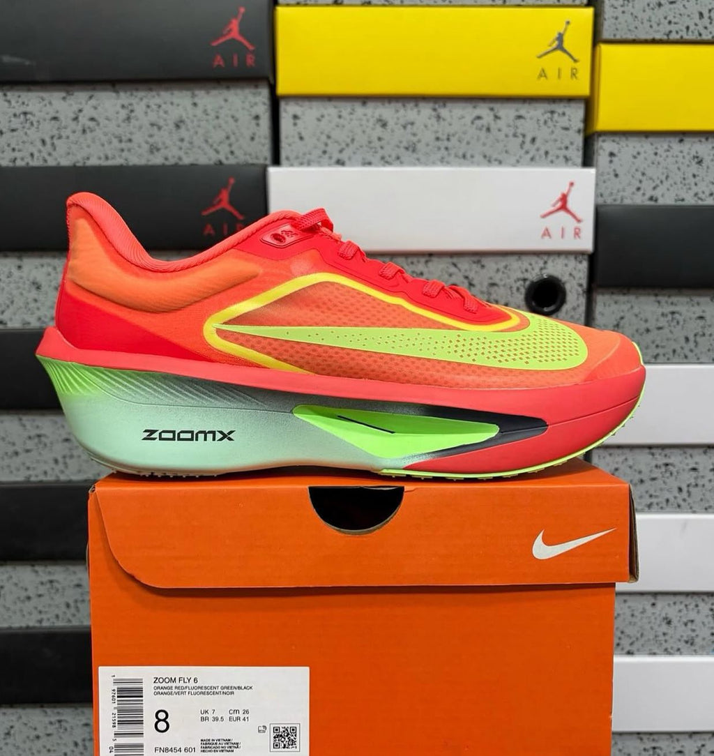 NIKE ZOOM